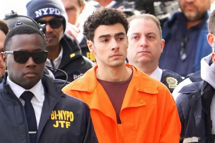 美国法官驳回谋杀指控，路易吉·曼吉奥内将不会面临死刑=======路易吉·曼吉奥