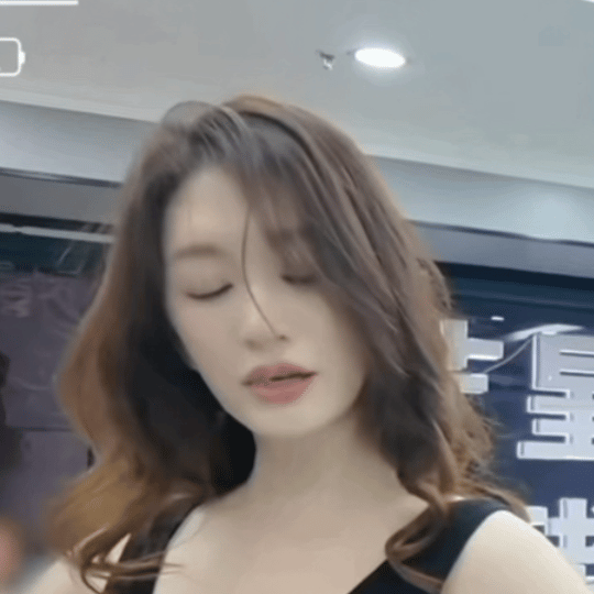 我终于喝上了心心念念的抹茶奶绿（冰的）我可以安心地等待月经来袭痛经降临了这个月痛