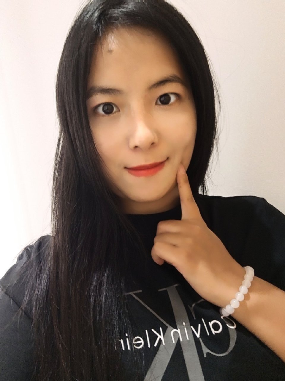 有的二三线男生呢，长相实力背景 低俗没底线都是人设标签呀，仍屡教不改的他自己没背