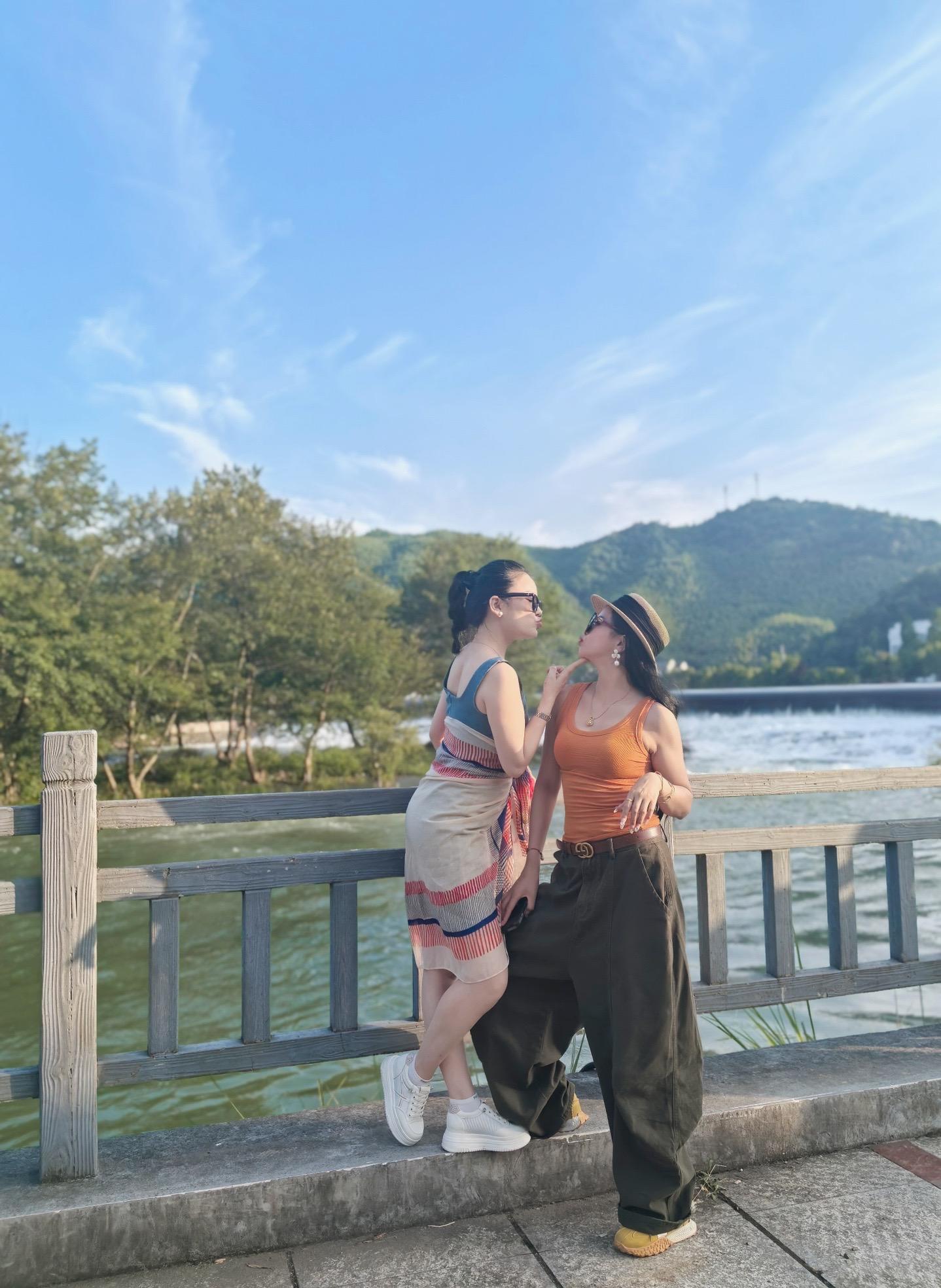 闺蜜在一起的样子