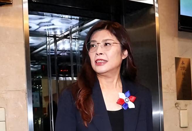 2100 亿无人机预算刚被拦下，国民党内部就起波澜？郑丽文这步棋真走对了

20