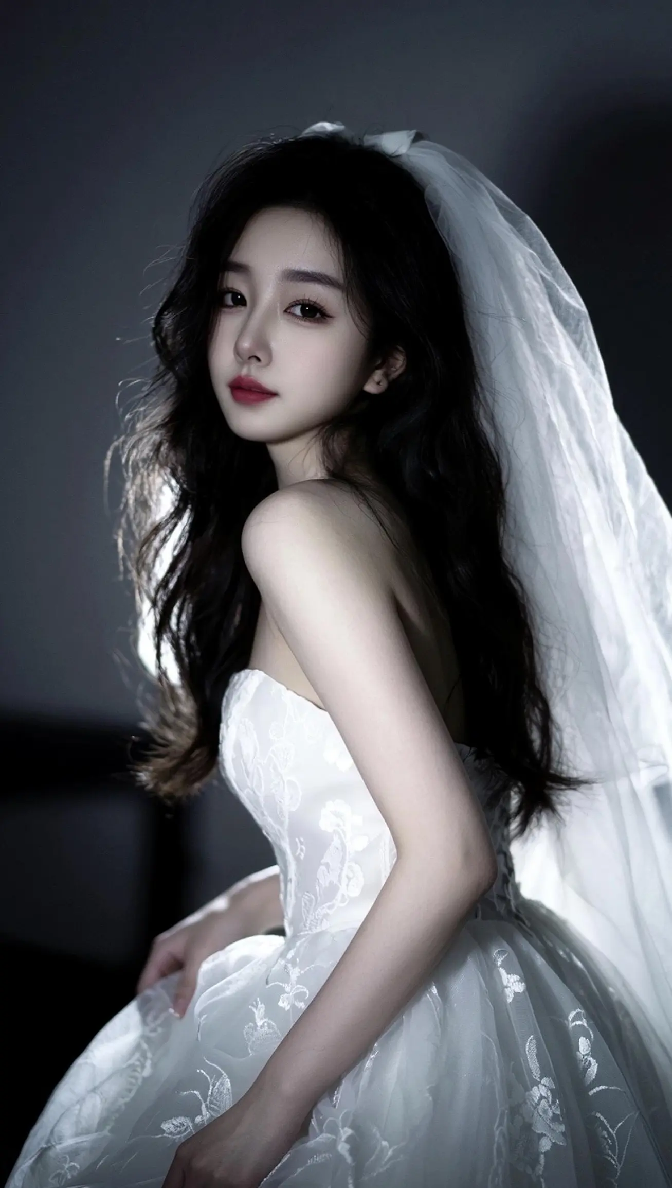 其实真正嫁得好的，从来不是你嫁进多有钱的人 家，而是被尊重被偏爱。被当...