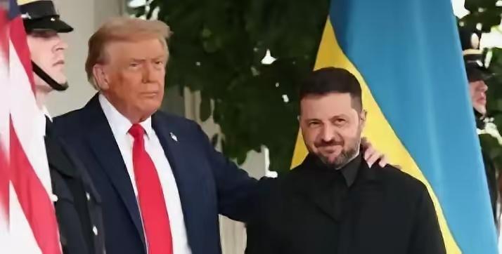 特朗普给泽连斯基下“生死状”：27号不签字，军援立刻断！乌克兰走到了十字路口
