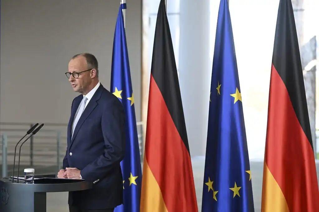 德国总理默茨4月9日明确表示，在美以与伊朗的战争真正结束前，柏林不会立即参与霍尔