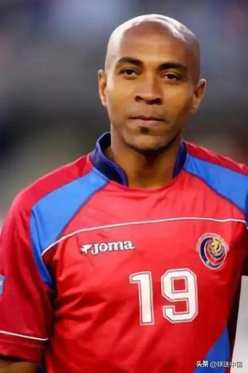 世界杯痛击国足！哥斯达黎加后卫赖特，在中国3场就跑路，转头美洲杯再封神

中国球