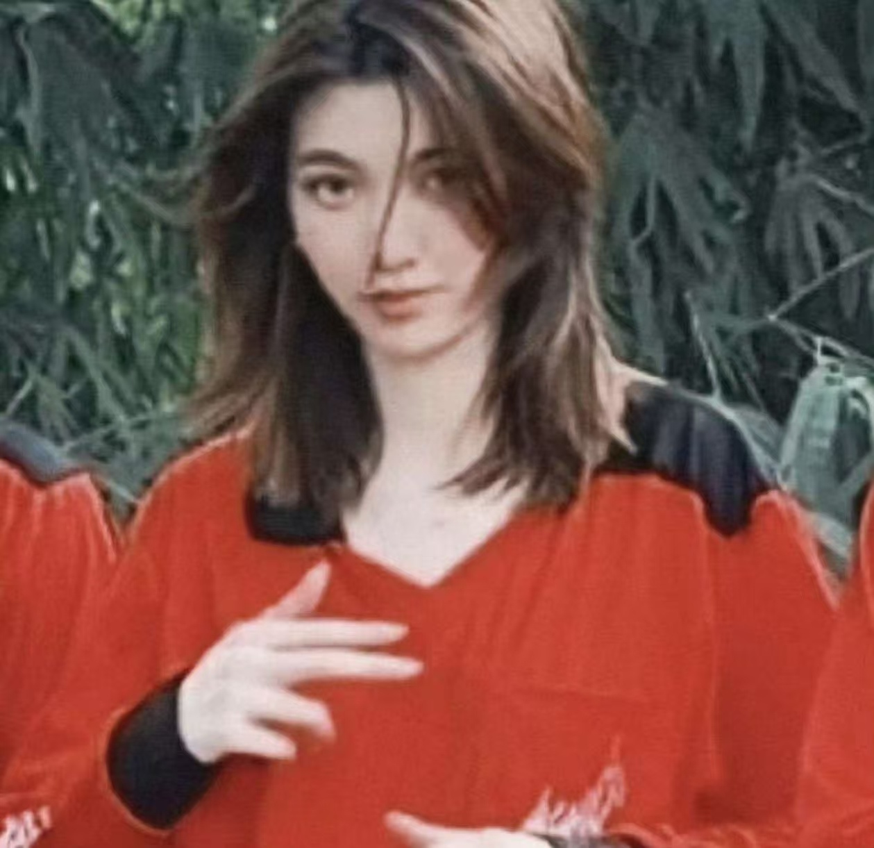 lingorm[超话] 姐妹们有这张原图吗？很帅了 ​​​