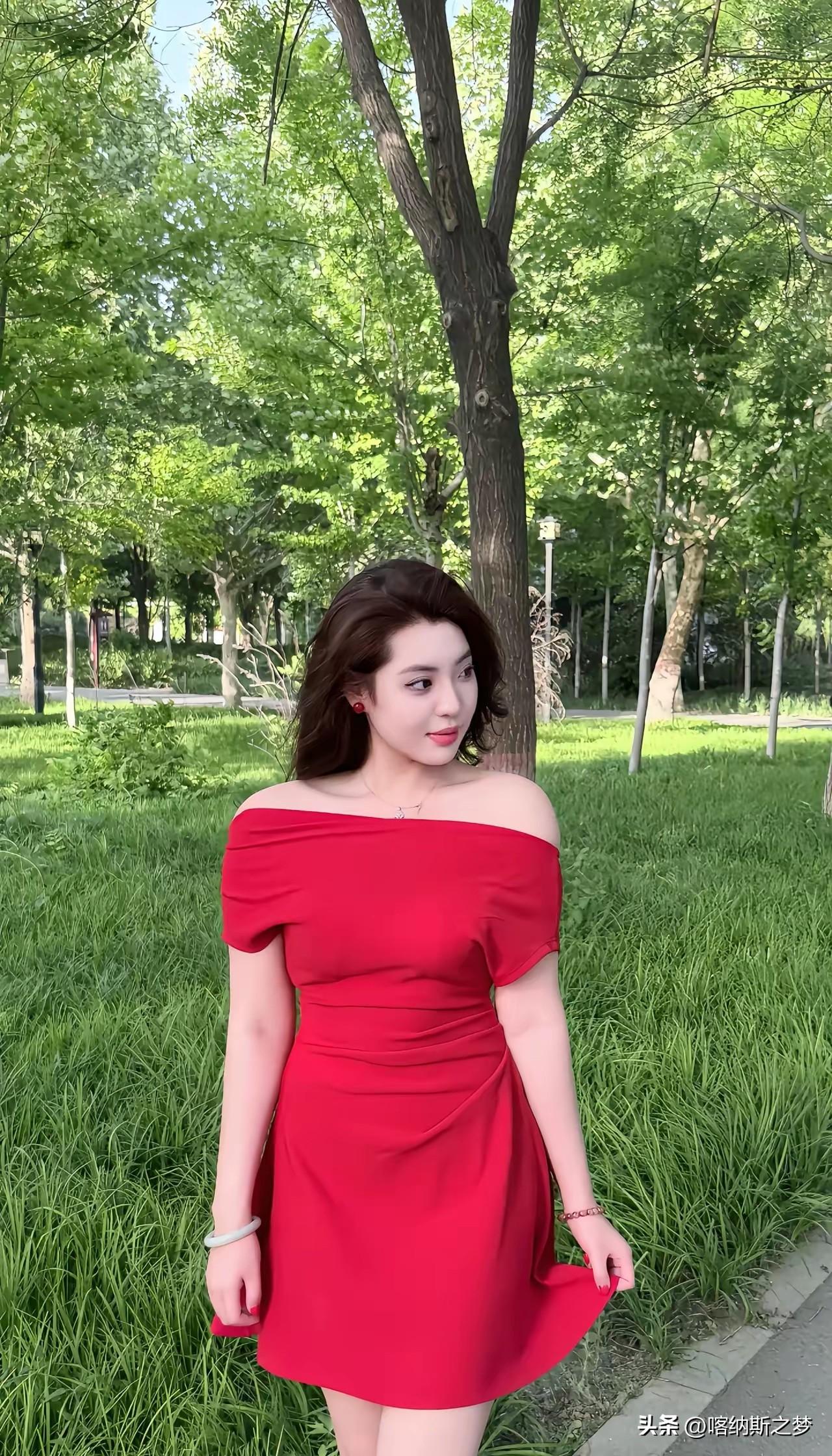 表兄弟参加完朋友女儿的婚宴后，跟我抱怨婚宴档次太低，几乎没什么能吃的菜。我问他随