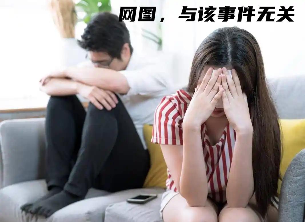 “2026最炸裂、最逆天的小仙女出现了”~三胞胎三个爹，竟然拼单发货成功了！
