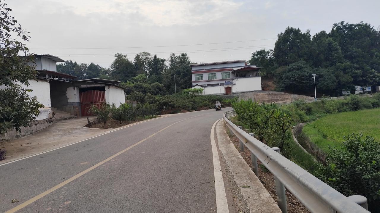 秋日生活打卡季乡村风景欣赏分享一张自然风景照片