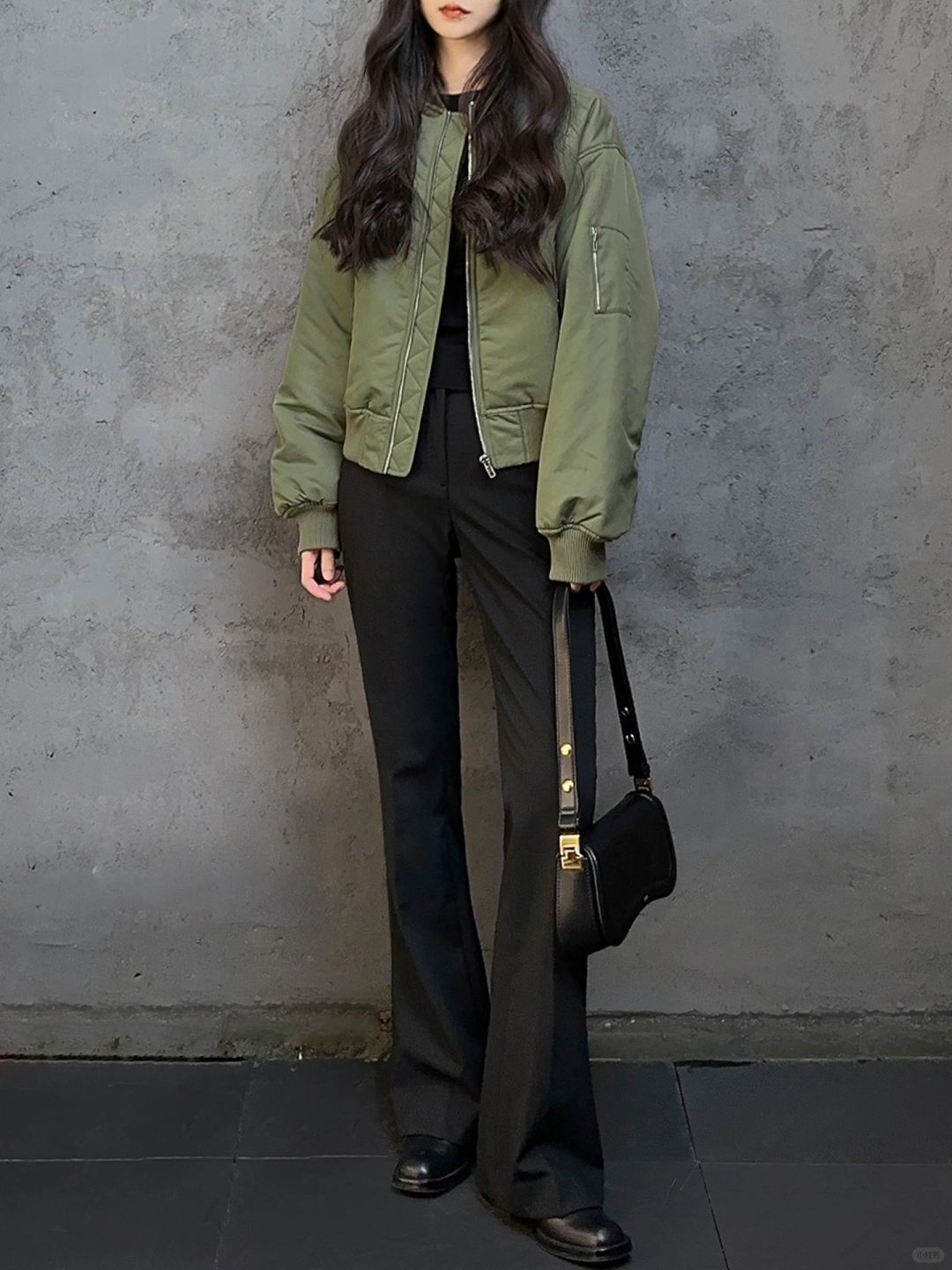 zara｜想把这条裤子焊在腿上！