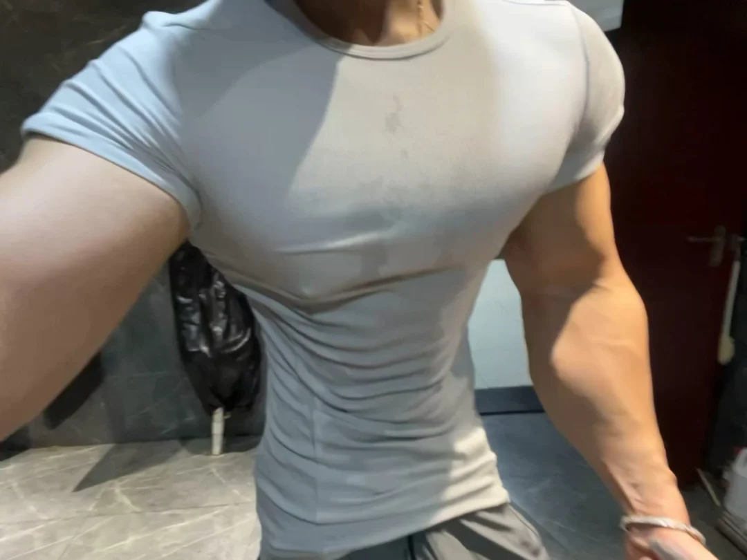 来了