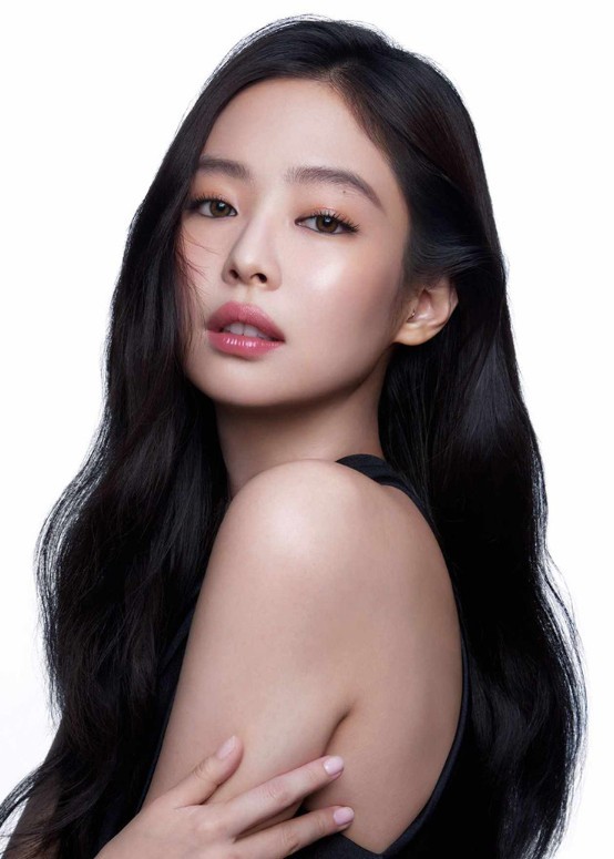 JENNIE 成为2025年🇰🇷韩国YouTube搜索量第1⃣高的Kpop女