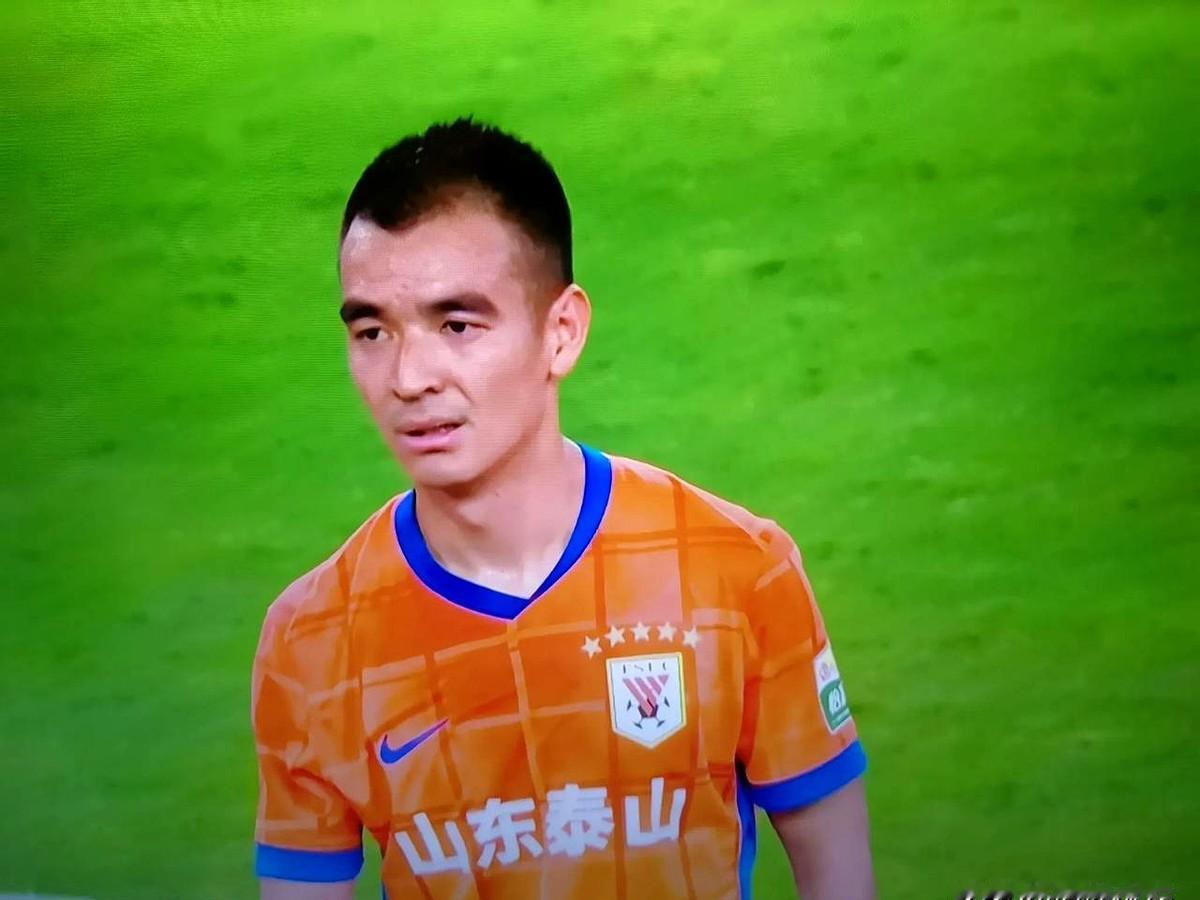山东泰山3：1战胜武汉三镇，终于结束了，两连败！

这场球最邪门的是啥？

门框