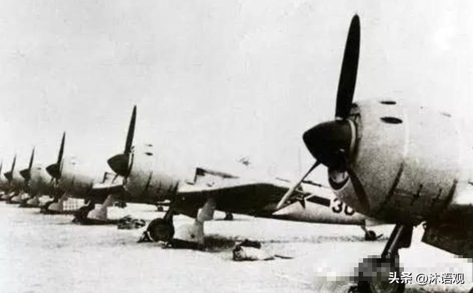 1954年，我国空军意外击落一架英国客机，引发国际震荡，美国随即以雷霆之势做出反