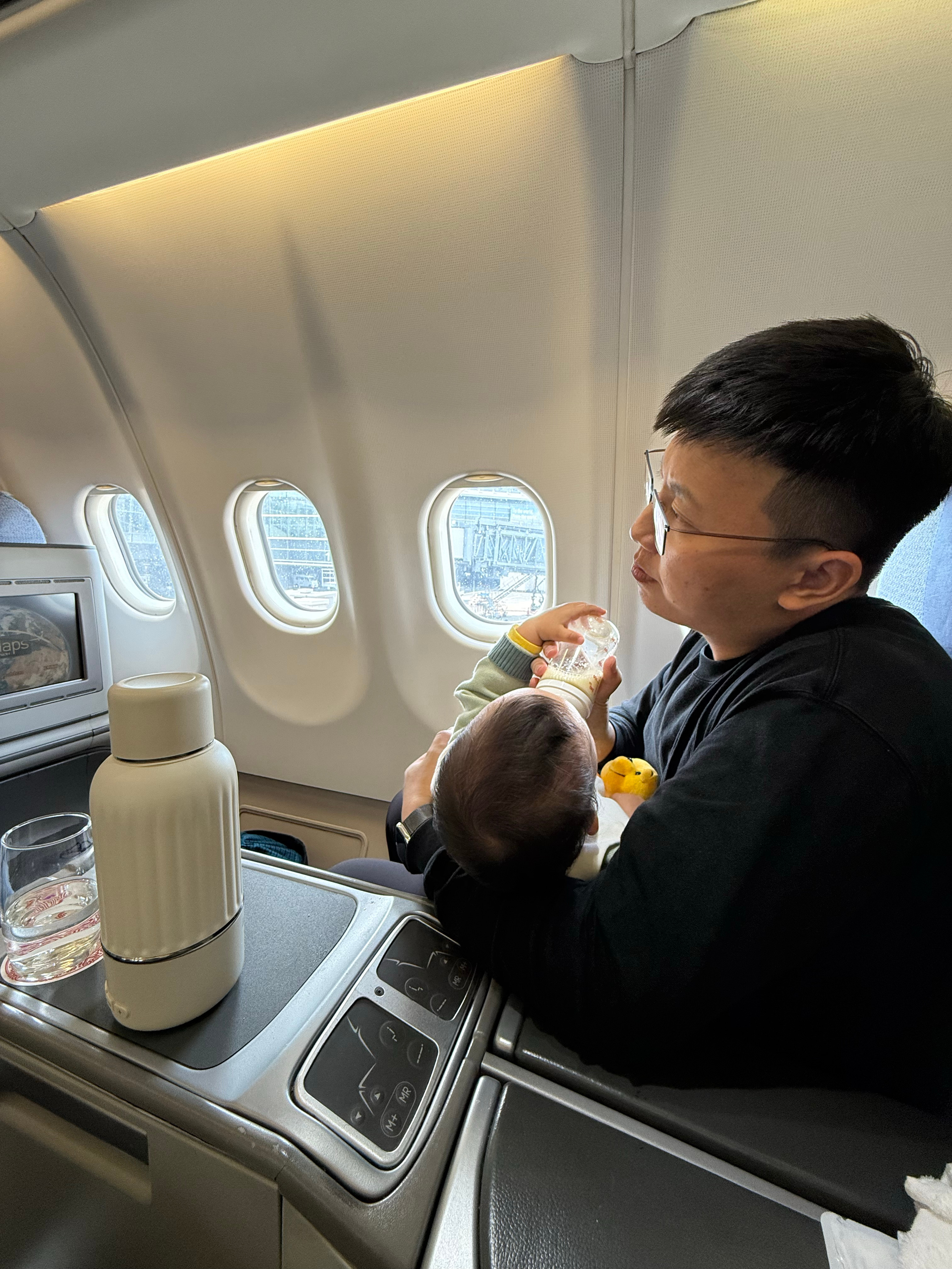 十月龄勇闯东京的派派成功打卡东迪🤗 ​​​