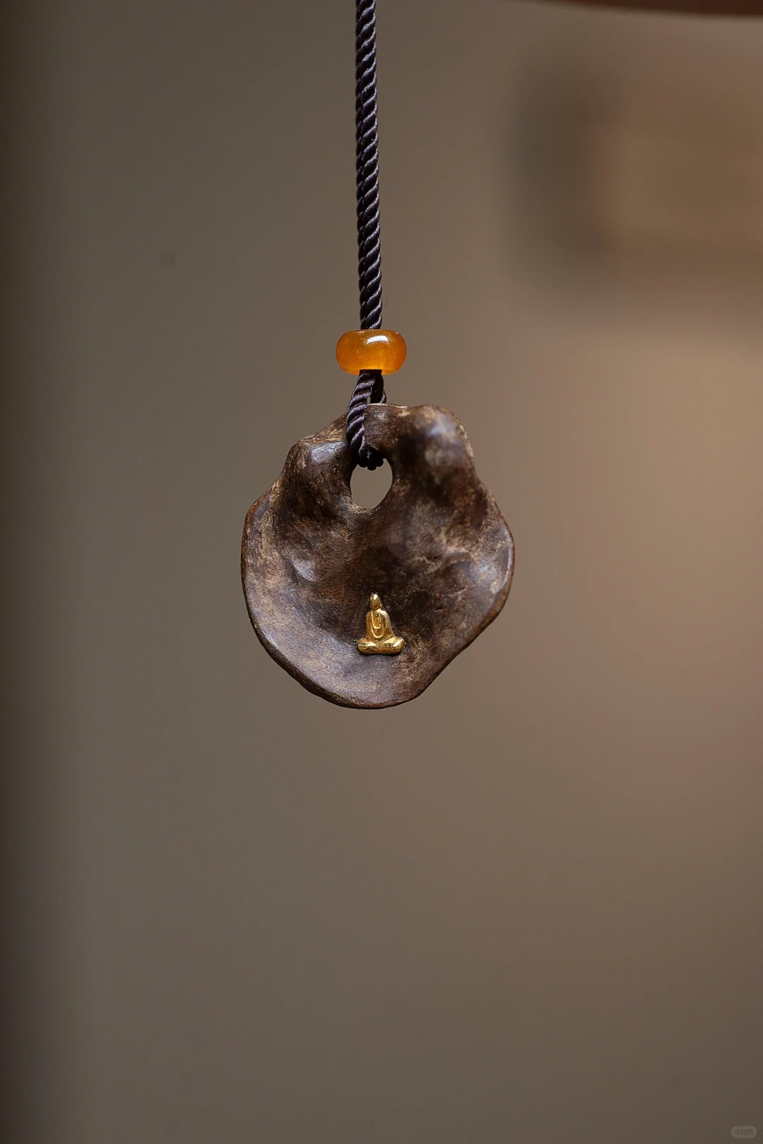 护你一生人可佩戴一生的沉香无相佛护身符🙏