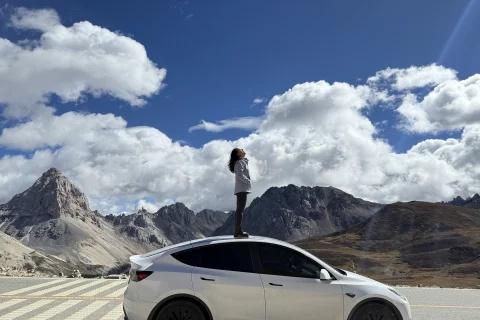 格聂神山🏔️自由的向往
没有什么能够阻挡 我对自由的向往～ 牵挂与彷徨终将存在