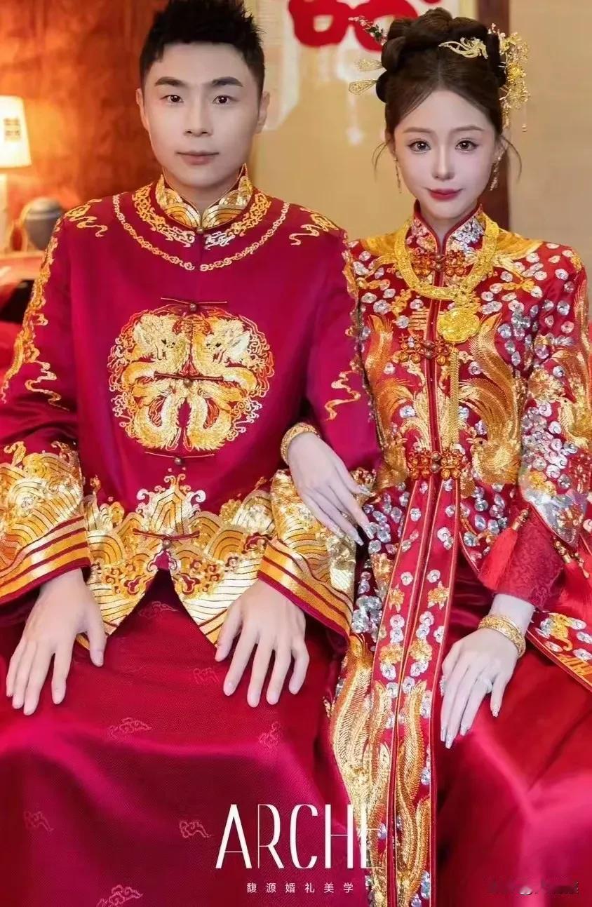 九南又结婚了，
感觉他跟前妻的狗血剧还没过去几天呢，
这都二婚了，
速度可以啊，
