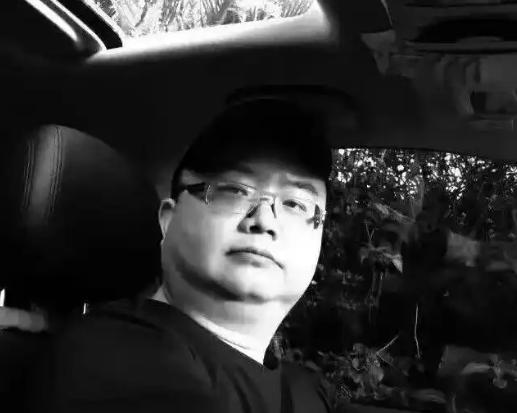 一个天天曝光缅北电诈的自媒体创作者，消失了两年时间。全网都以为他敲诈勒索被抓，还