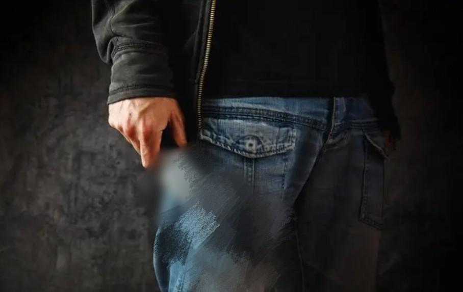 “太冲动了！”河南新乡，男子发现妻子和同村村民长期保持不正当男女关系，他找到妻子