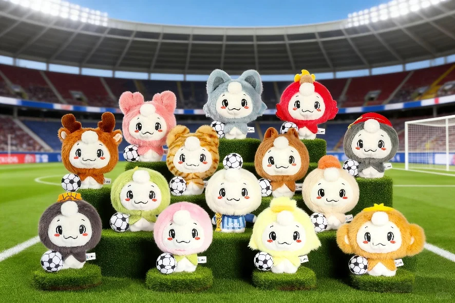 苏超吉祥物苏嘟嘟出道 谁能拒绝一只会踢足球的微笑江豚！以长江江豚为原型，昆曲水袖