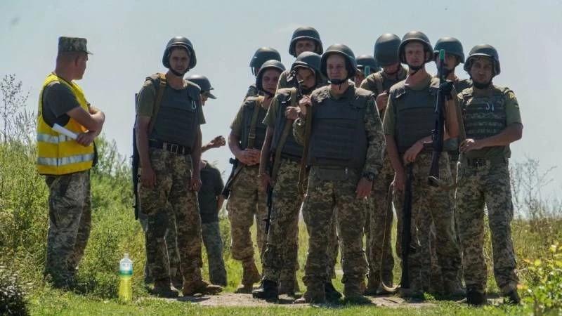军事观察：前线的乌克兰士兵的平均寿命有时只有几个小时 在长达四个月的反攻中，乌克