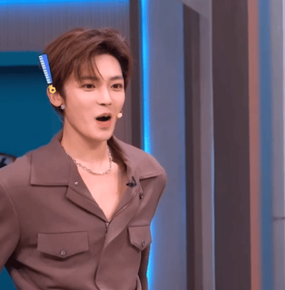 侯明昊 表情富公来的喔你好星期六 看侯明昊录综艺真的好解压，这期好六他全程在线玩