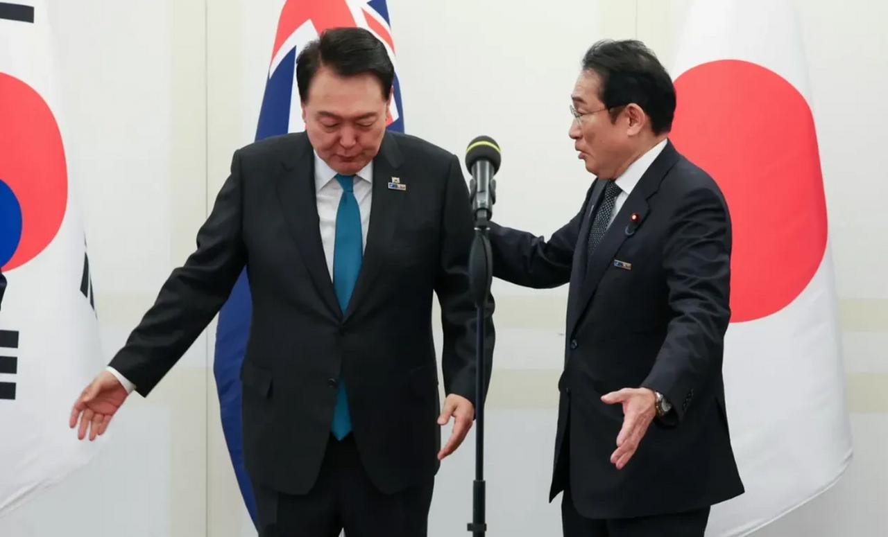 #尹锡悦和岸田文雄共获美方“肯尼迪勇气奖”，# 美国的意思很简单，只要日本、韩国
