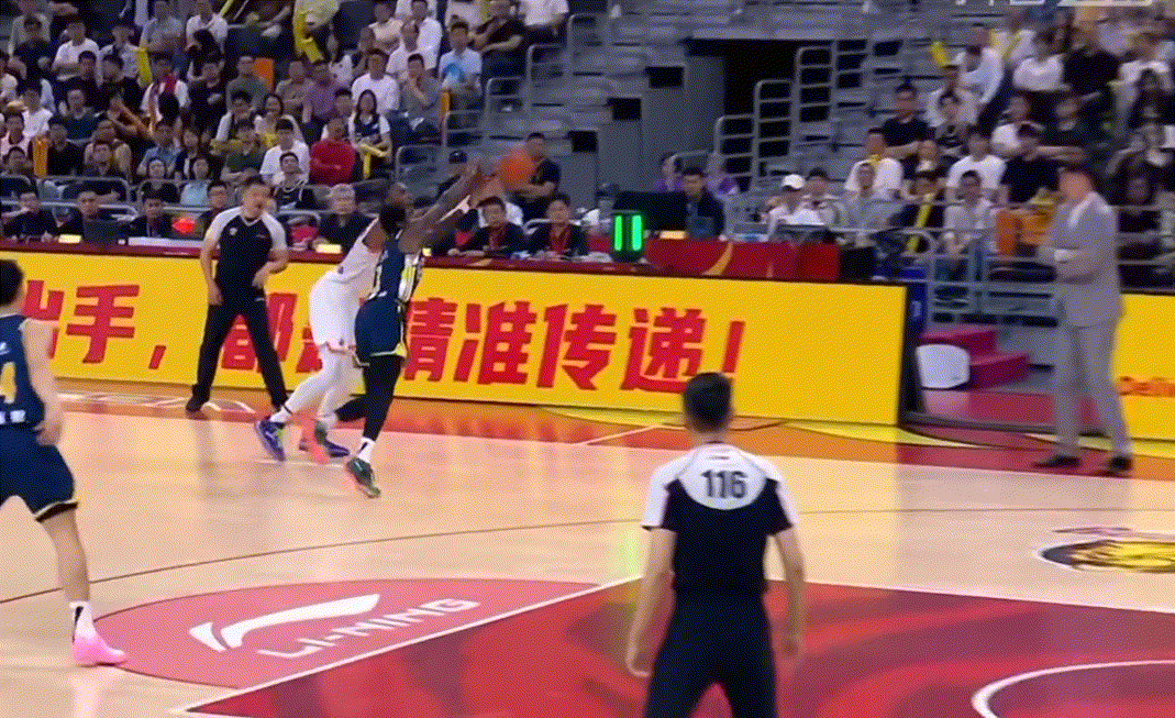 越来越喜欢萨姆纳，在场上永远活力满满非常有激情，攻防两端都拼尽全力啊 广东男篮v