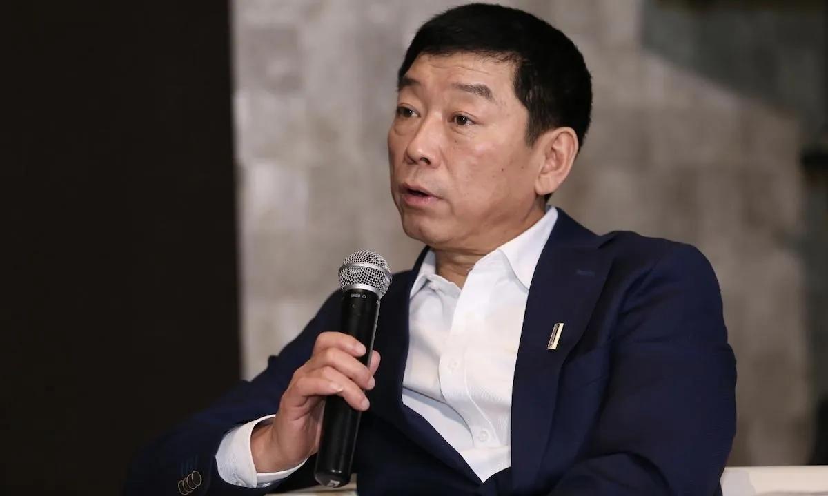 长城汽车董事长魏建军在魏牌V9X直播首秀上，直接公开表态，称汽车隐藏式门把手就是