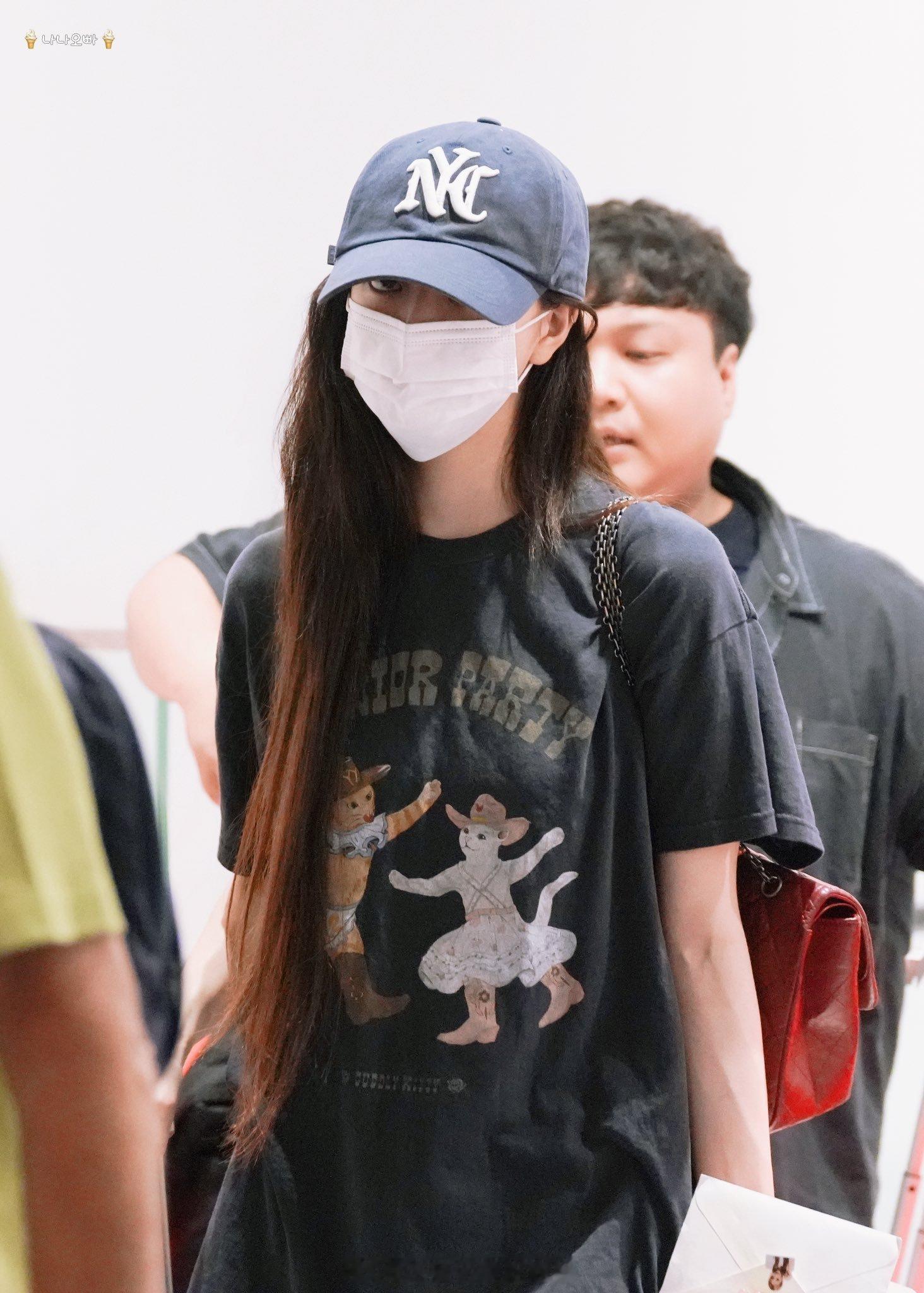 wow_yuna_1209释出有娜香港返程靓图📷 