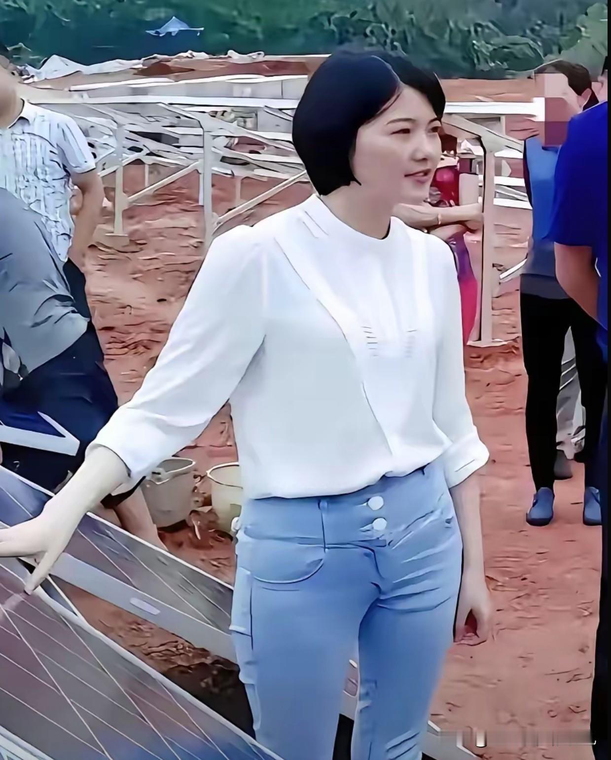 大家还记得吗？
李佩霞
什么感觉！可悲！可叹！可恨！
不知你现在所想，可以原谅吗