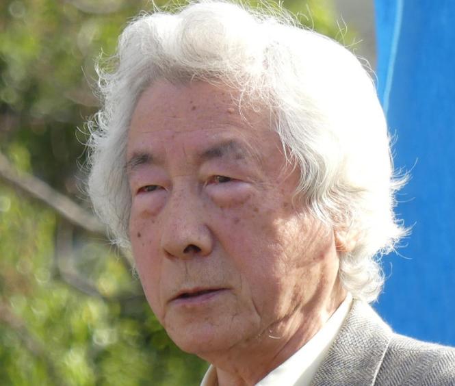 83岁的小泉纯一郎露面了，作为日本前首相，他对高市早苗评价了8个字，让日本媒体猜