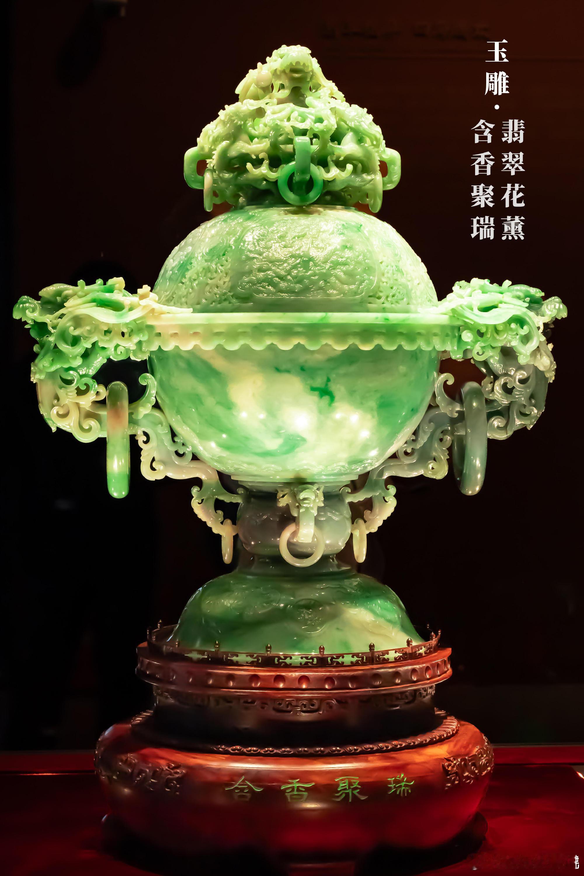 不要忽视中式美学的力量 很多人低估了中式美学的包容性，既能适配清雅安静的风格，也