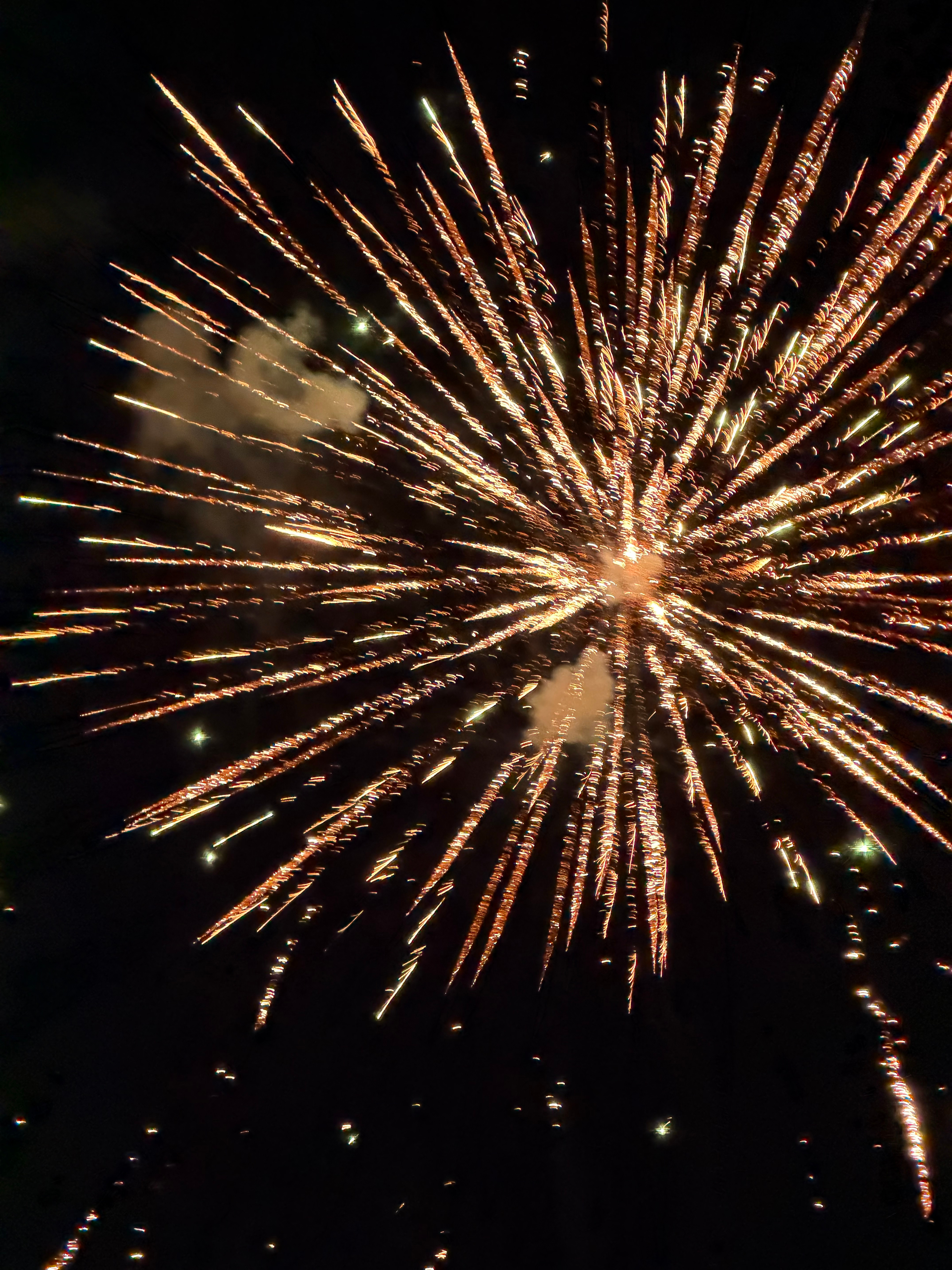 大年初五迎财神✌️ 「点赞+关注』抽三个小伙伴每人8.88元🧧今晚就开  抽奖