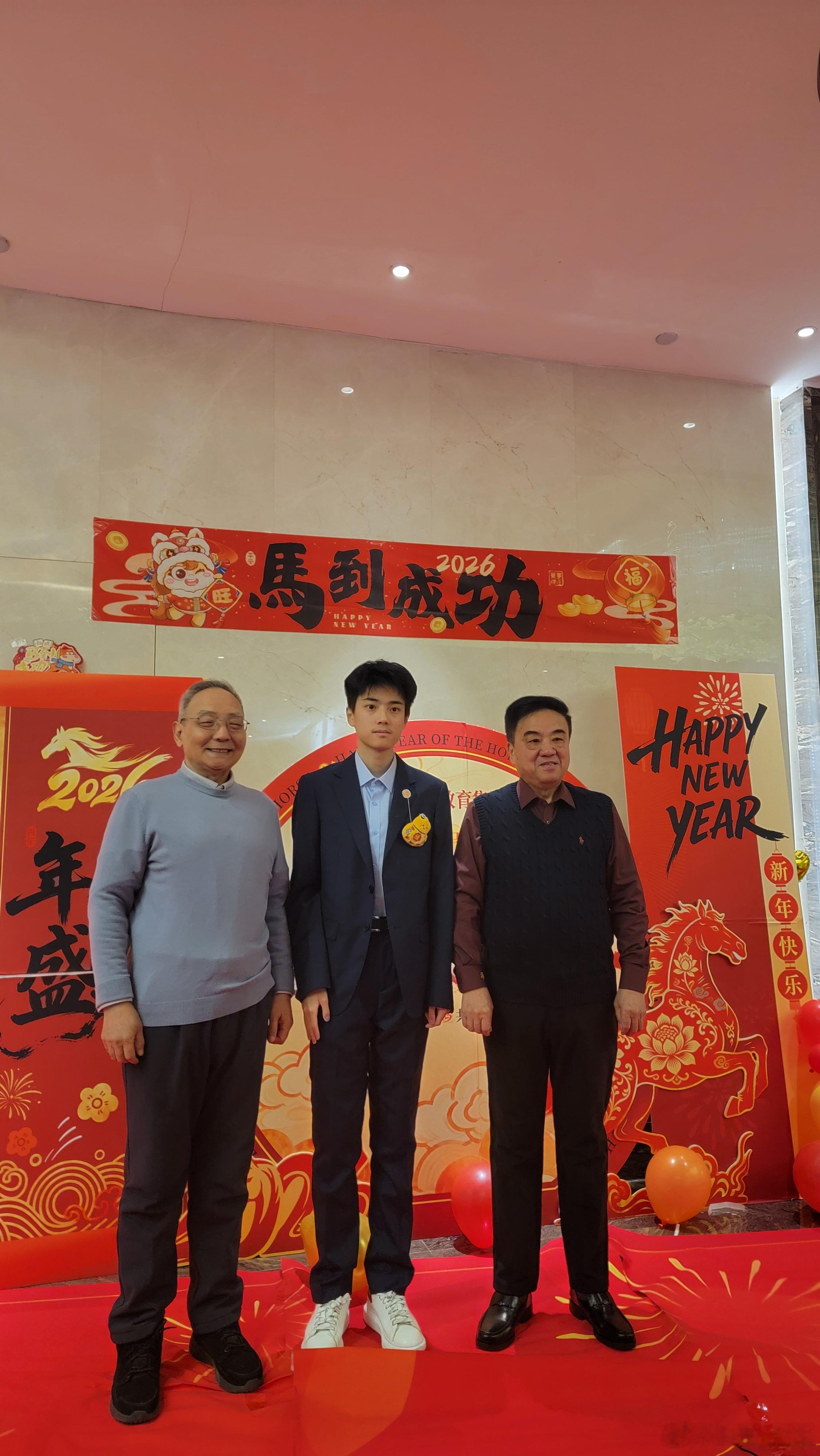 借天地之气，养人间之运——力明学子当如春生万物一、天地有常，四时有序立春，乾坤流