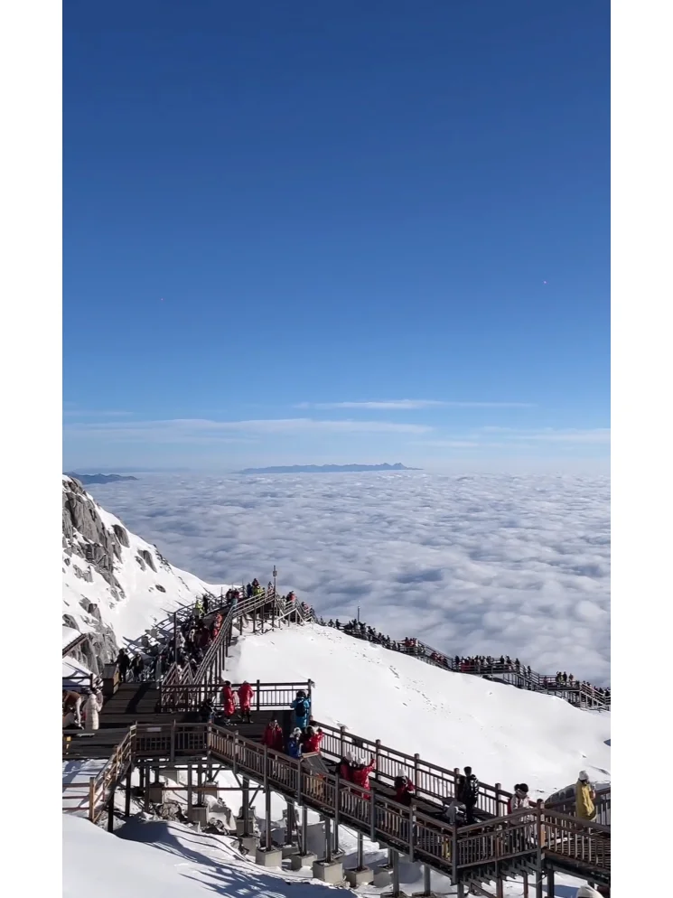 一起去玉龙雪山吧！