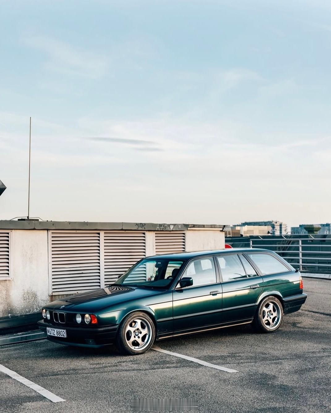 BMWClassic E34 520i Touring ​​​