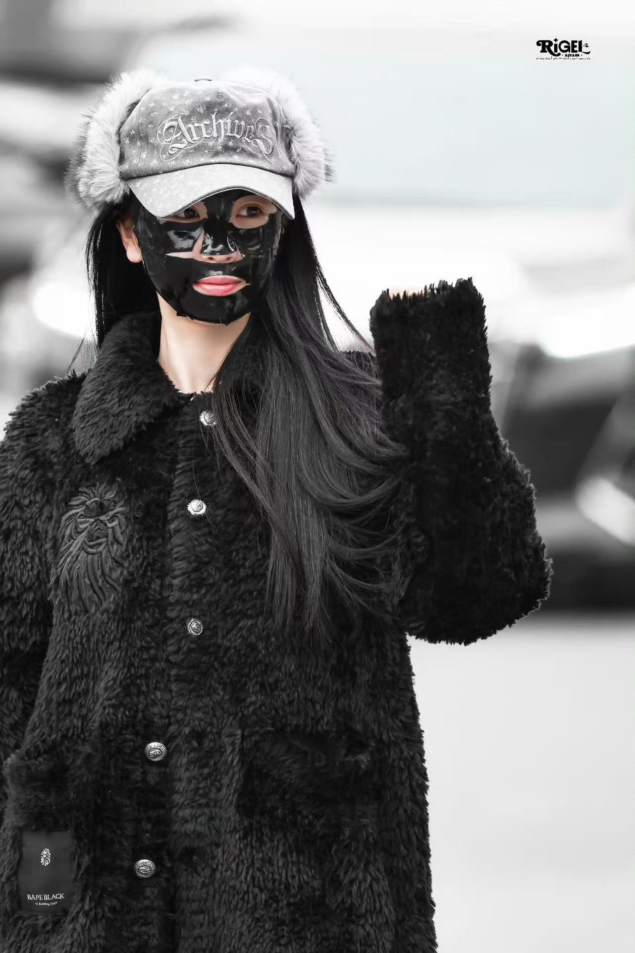 虞书欣黑色小熊敷面膜上班虞书欣考拉塑 虞书欣考拉塑，虞书欣黑色小熊敷面膜上班，谁