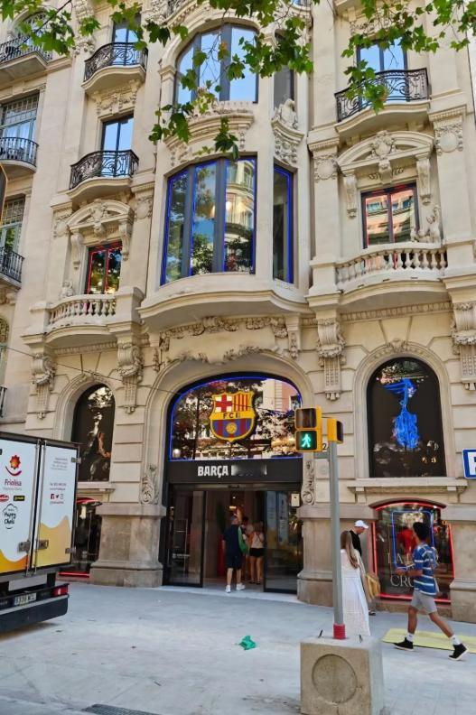 怎么也想不到，上班早到也会被开除！西班牙女员工连续提前到岗被公司开除，法院判决：