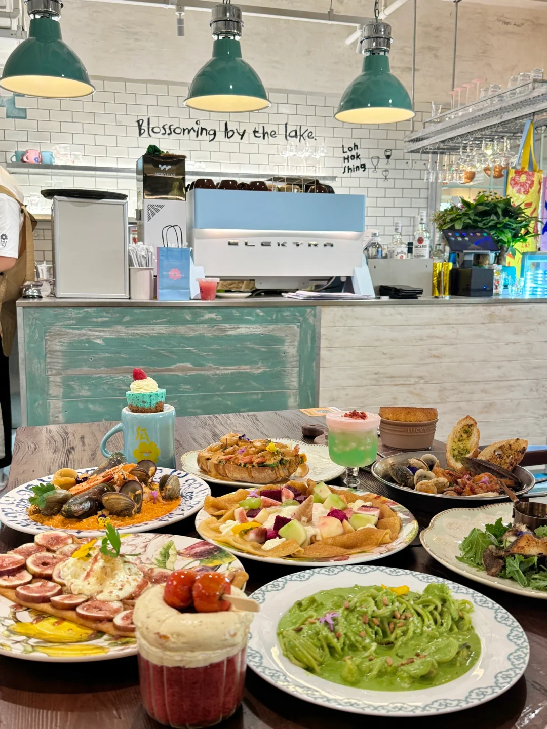 杭州新开的漂亮饭。。。。。。。。