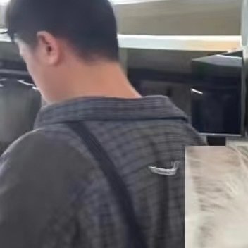 网友偶遇戚薇北大考试好牛啊，戚薇又要工作又要照顾两个孩子竟然还在备考，网友偶遇戚