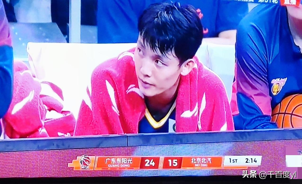 京粤大战北汽胜
3月27日晚广东东阳光男篮与北京北汽男篮进行了赛季常规赛第31轮