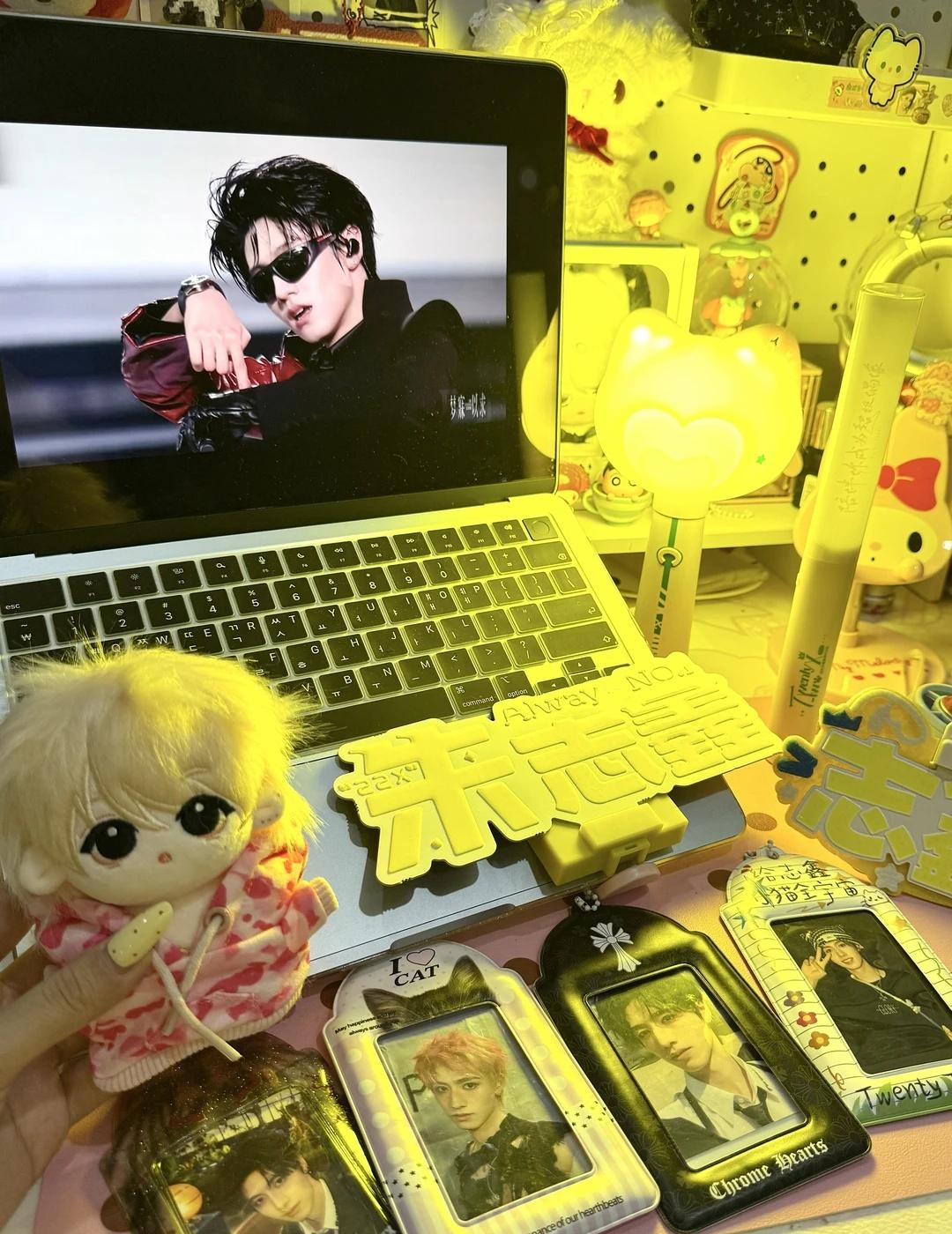 看直播被棍帝的原创solo震撼到🥵👑
每次演唱会都会给angel们带来原创s
