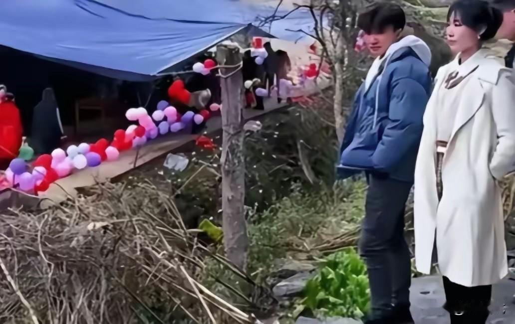 多大的缘分啊！1998年，福建农妇因弄丢儿子，被婆家埋怨想跳桥轻生，谁料在桥下捡