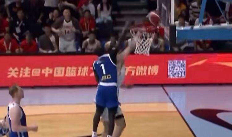 阿巴西全场0分，郭艾伦为什么说他是一个假黑人，是有原因的
男篮世界杯亚洲区预选赛