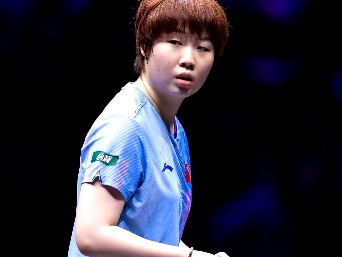 谁能想到，在重庆主场，国乒竟以零冠收官。

男单仅剩的独苗温瑞博，半决赛4-2拼