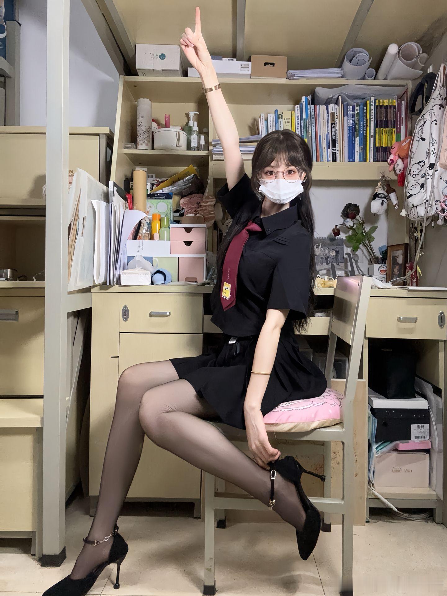 女大生宿舍日常～ ​​​