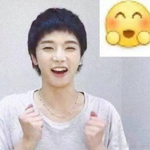 华晨宇骐骥红本火人宣布：今年最值得蹲的直播没有之一！又能见着活的花花，又有10亿