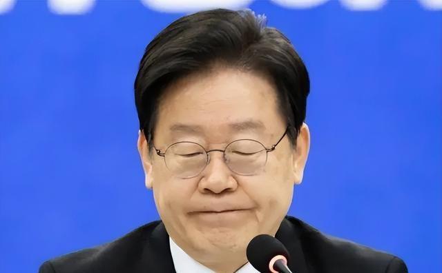 韩国突然惊醒：
所谓同盟，关键时刻不如一张废纸。
 
美国为填补中东防空缺口，连